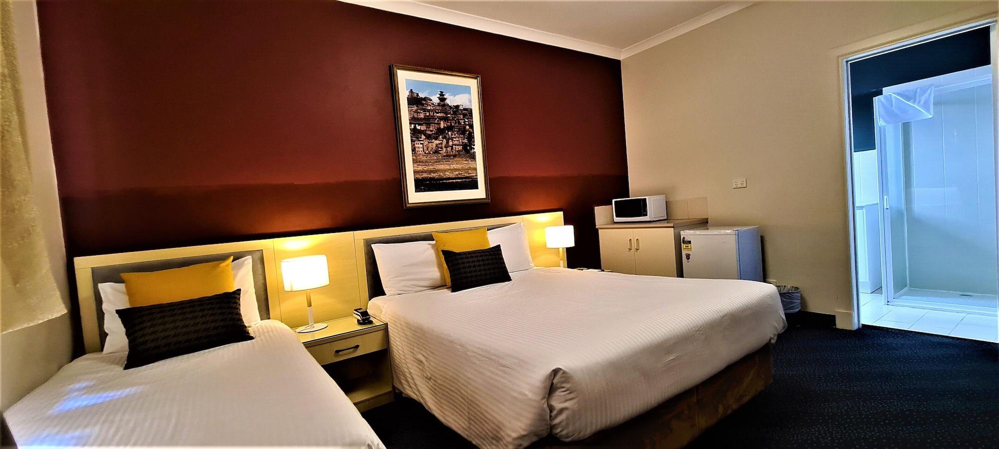 Brunswick Tower Hotel Melbourne Bagian luar foto